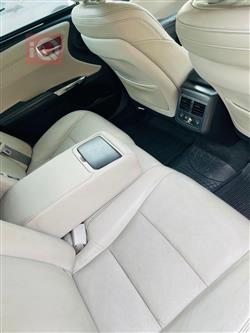 تۆیۆتا ئەڤەلۆن